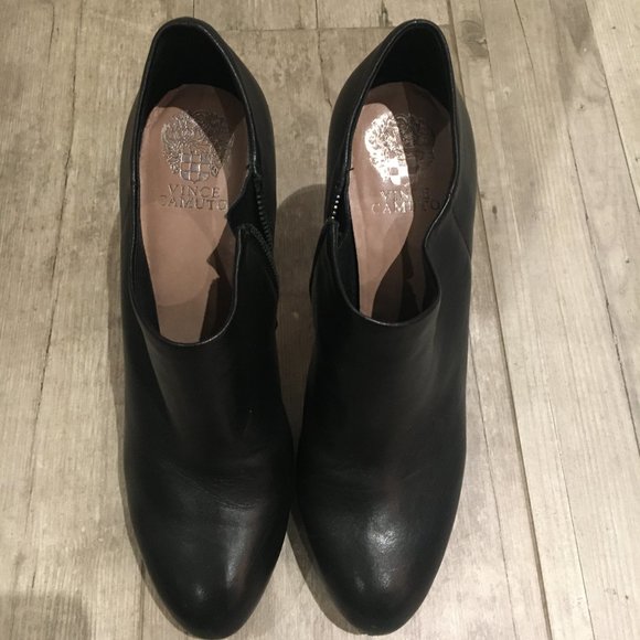 Vince Camuto VC-Elvin Ankle Boots Color:Black Size:9.5 - Picture 2 of 7